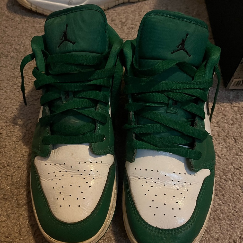 Bred 11 lows and low pine green 1s